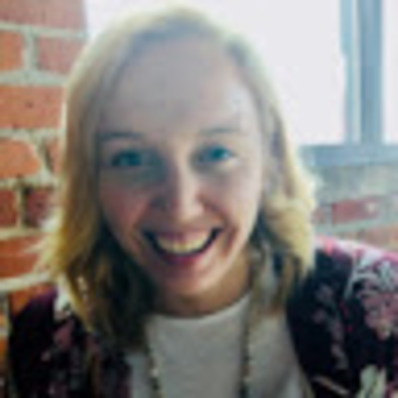 Meet your Posher, Kayla - Picture 1 of 1